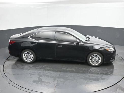 Used 2013 Lexus ES 350 w/ Luxury Pkg FWD image 28