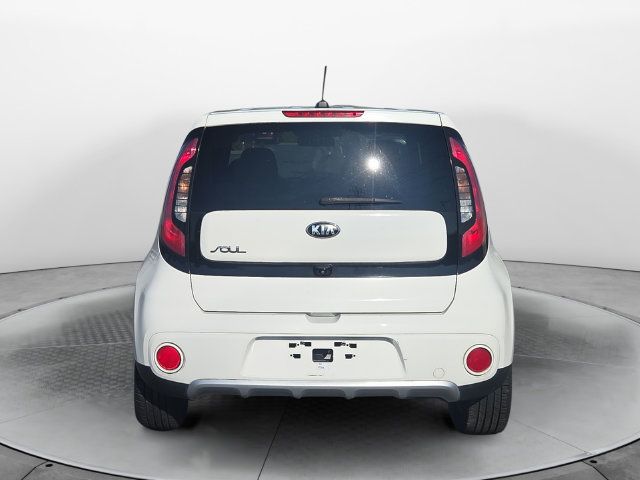 Used 2017 Kia Soul + FWD image 4