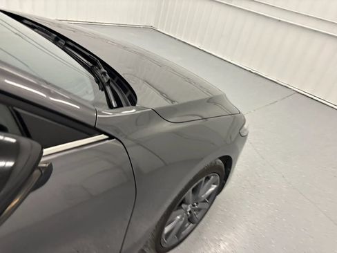 Used 2019 MAZDA MAZDA3 Hatchback w/ Preferred Package FWD image 41
