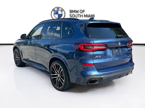 Used 2022 BMW X5 xDrive40i w/ M Sport Package AWD/4WD image 5