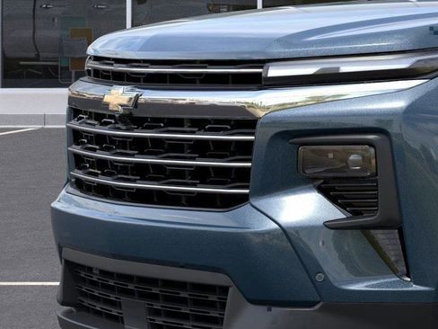 New 2026 Chevrolet Traverse LT w/ Enhanced Driving Package image 38