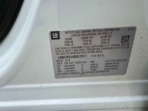 Used 2024 Buick Envision Sport Touring image 29