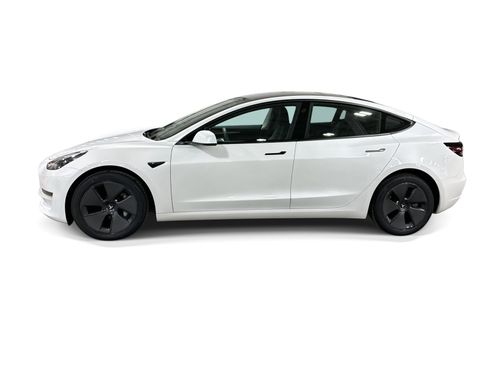 Certified 2023 Tesla Model 3 Standard Range RWD image 3
