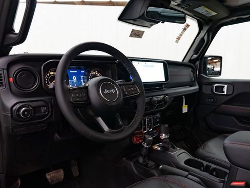 New 2026 Jeep Wrangler Unlimited Rubicon AWD/4WD image 24