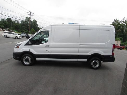 Used 2024 Ford Transit 250 148 Medium Roof w/ Load Area Protection Package RWD image 7