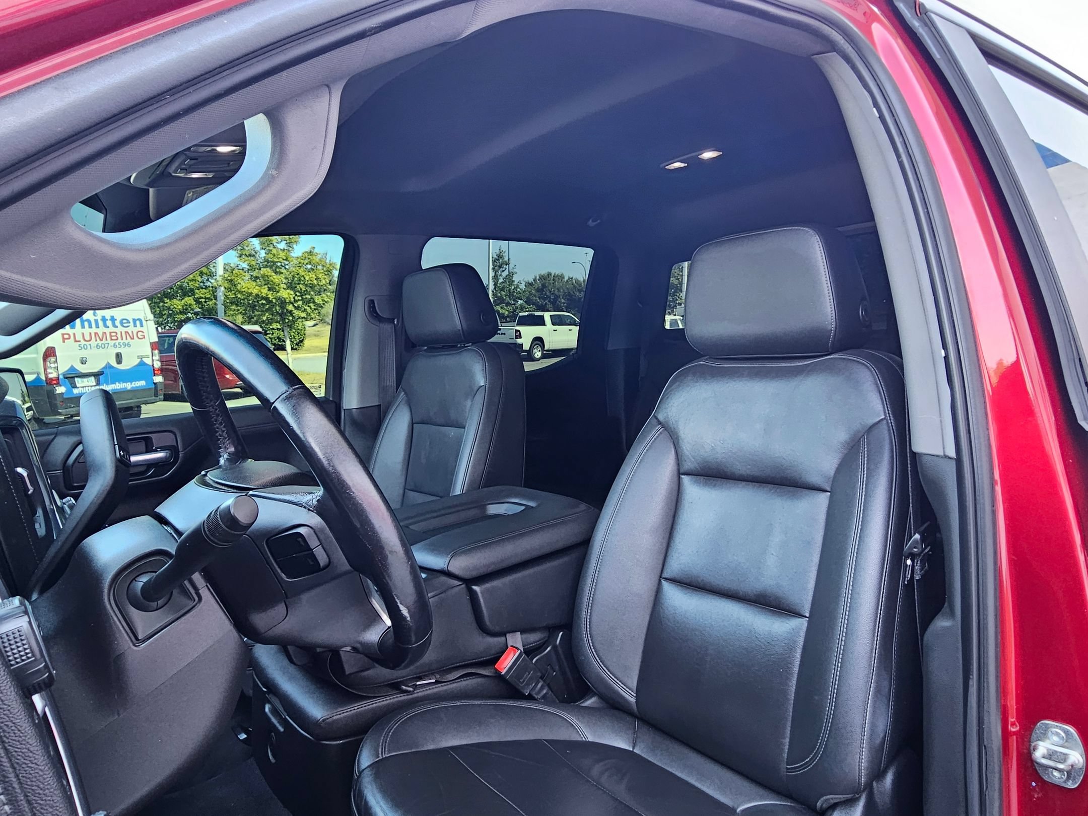 Used 2021 Chevrolet Silverado 1500 LT w/ Z71 Off-Road Package AWD/4WD image 21