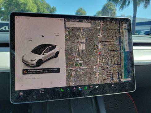 Used 2022 Tesla Model Y Performance AWD/4WD image 24