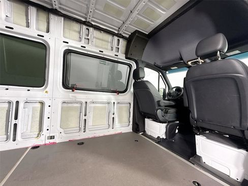 Used 2022 Mercedes-Benz Sprinter 3500 image 34