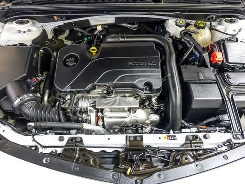 Used 2024 Chevrolet Malibu LT image 31