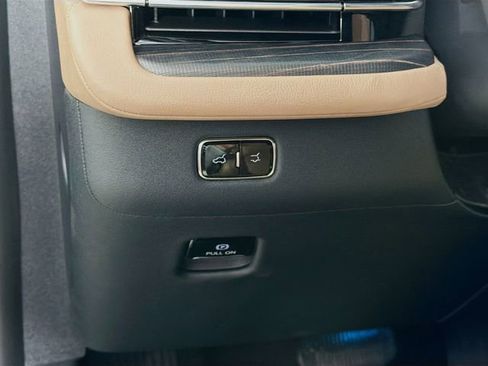 New 2026 Lincoln Navigator Black Label AWD/4WD image 11