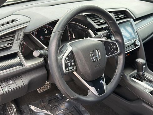 Used 2019 Honda Civic Sport image 18