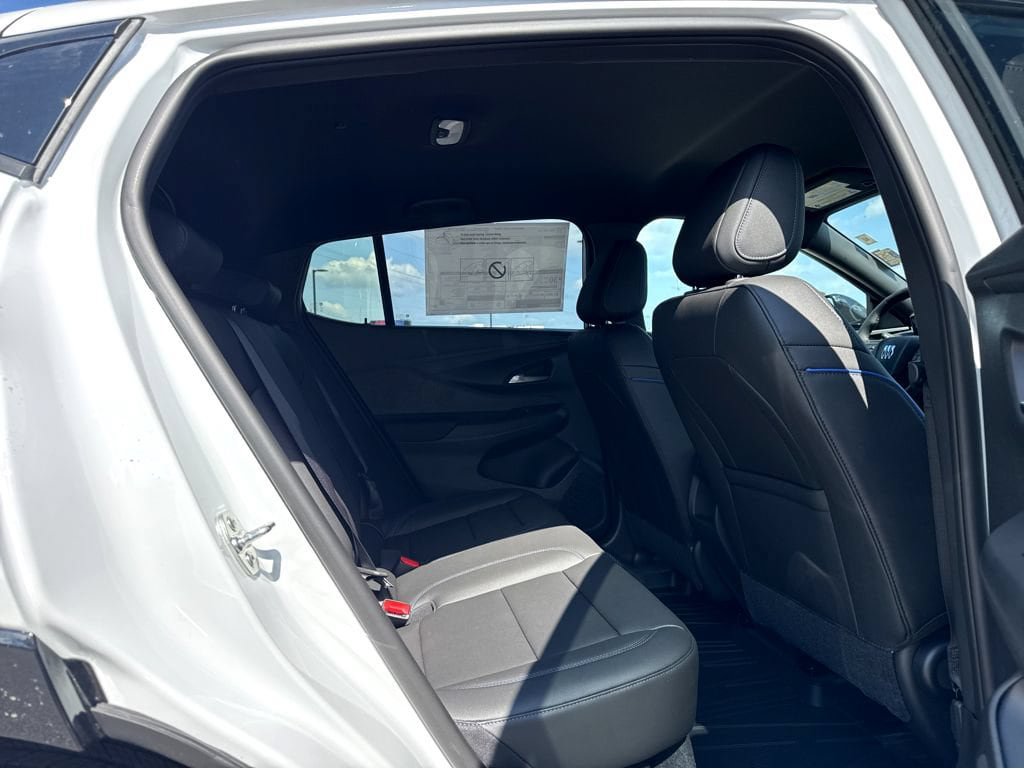 New 2026 Buick Envista Sport Touring w/ Convenience I Package FWD image 6