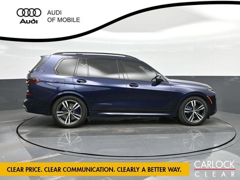 Used 2023 BMW X7 M60i image 4