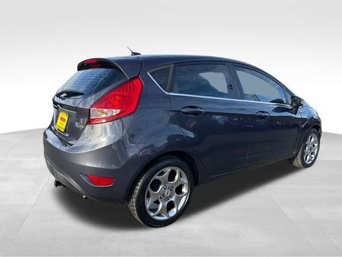 Used 2013 Ford Fiesta Titanium image 8