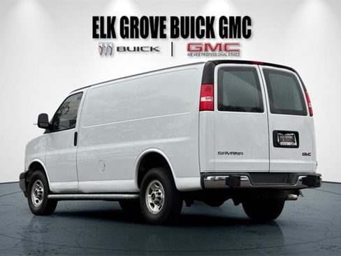 Used 2023 GMC Savana 2500 w/ Driver Convenience Package image 6