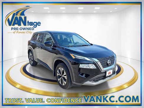 Used 2023 Nissan Rogue SV AWD/4WD image 3