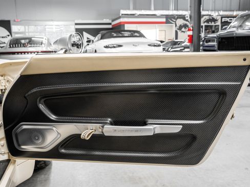 Used 1997 Porsche 911 Cabriolet image 48