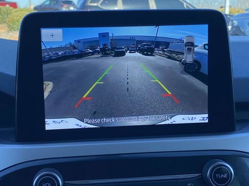 Used 2022 Ford Escape SEL image 25