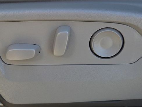 New 2026 GMC Sierra 2500 SLT w/ SLT Premium Package image 30