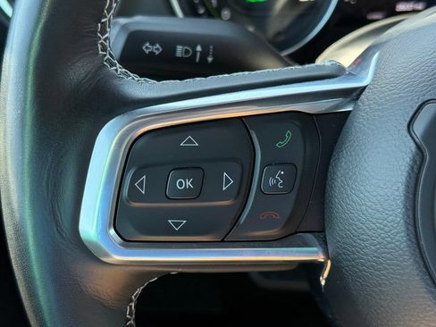 Used 2023 Jeep Wrangler Unlimited Sahara w/ Cold Weather Group AWD/4WD image 15