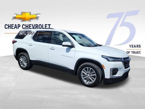 Used 2023 Chevrolet Traverse LT w/ LPO, Cargo Package AWD/4WD image 7