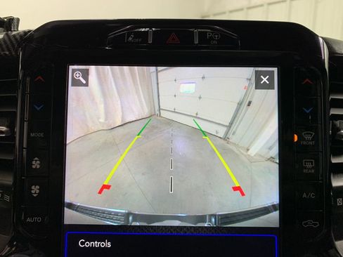 Used 2021 RAM 1500 Limited image 9