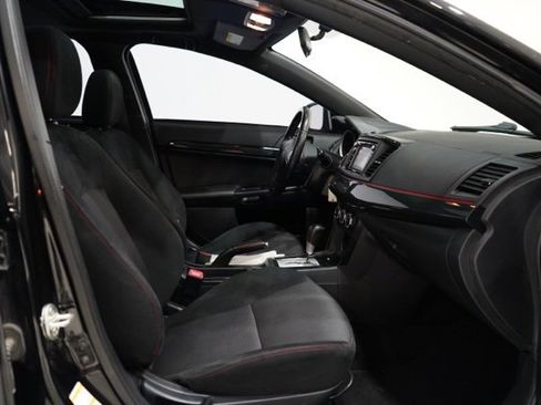 Used 2017 Mitsubishi Lancer ES image 32