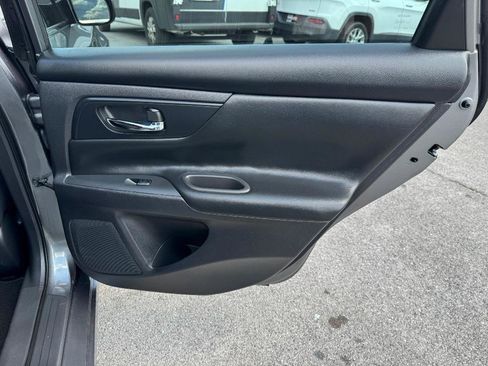 Used 2017 Nissan Altima 2.5 S w/ Power Driver Seat Package FWD image 21