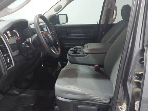 Used 2017 RAM 1500 ST w/ SXT Appearance Group AWD/4WD image 13