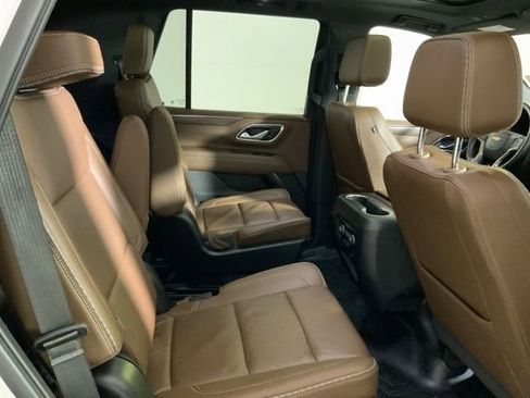 Used 2022 Chevrolet Tahoe High Country AWD/4WD image 36