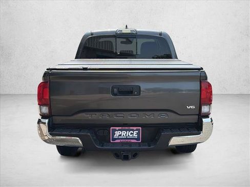 Used 2019 Toyota Tacoma SR5 RWD image 6