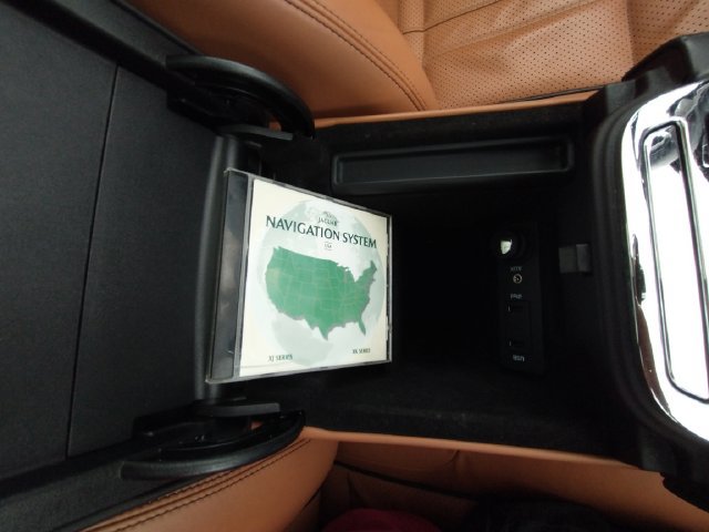 Used 2011 Jaguar XJ L RWD image 78