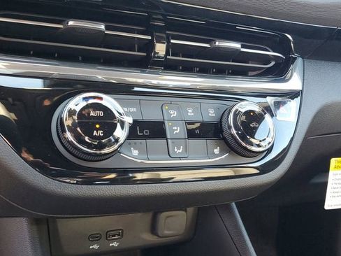 New 2026 Buick Envista Sport Touring w/ Convenience I Package FWD image 22