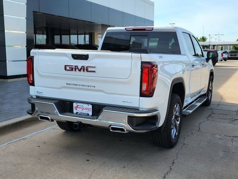 New 2026 GMC Sierra 1500 SLT w/ SLT Premium Plus Package AWD/4WD image 4