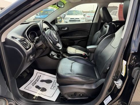 Used 2018 Jeep Compass Limited w/ Navigation Group AWD/4WD image 8