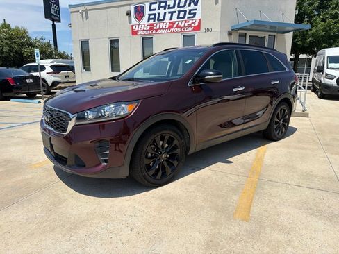 Used 2020 Kia Sorento S FWD image 1