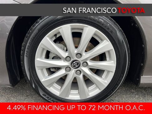 Certified 2020 Toyota Camry LE image 9