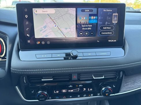 New 2026 Nissan Rogue Platinum AWD/4WD image 32