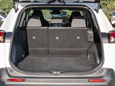 Used 2024 Toyota RAV4 XLE image 26