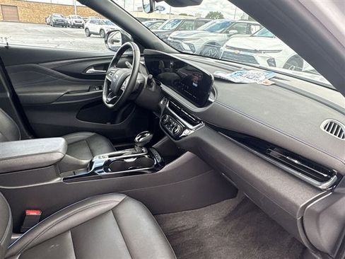 Certified 2024 Buick Envista Sport Touring w/ Convenience I Package FWD image 27