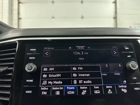 Used 2021 Volkswagen Atlas SEL Premium AWD/4WD image 32
