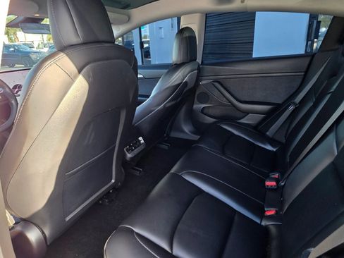 Used 2021 Tesla Model 3 Standard Range Plus RWD image 14