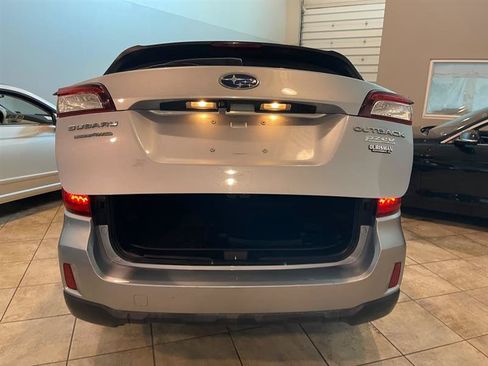 Used 2015 Subaru Outback 2.5i Limited AWD/4WD image 29