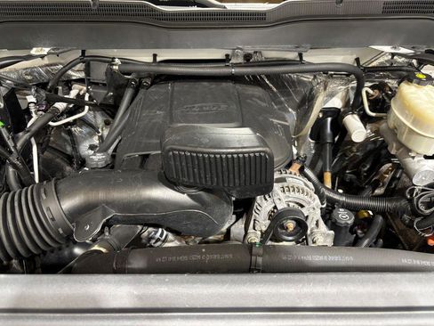 Used 2017 Chevrolet Silverado 2500 W/T AWD/4WD image 24