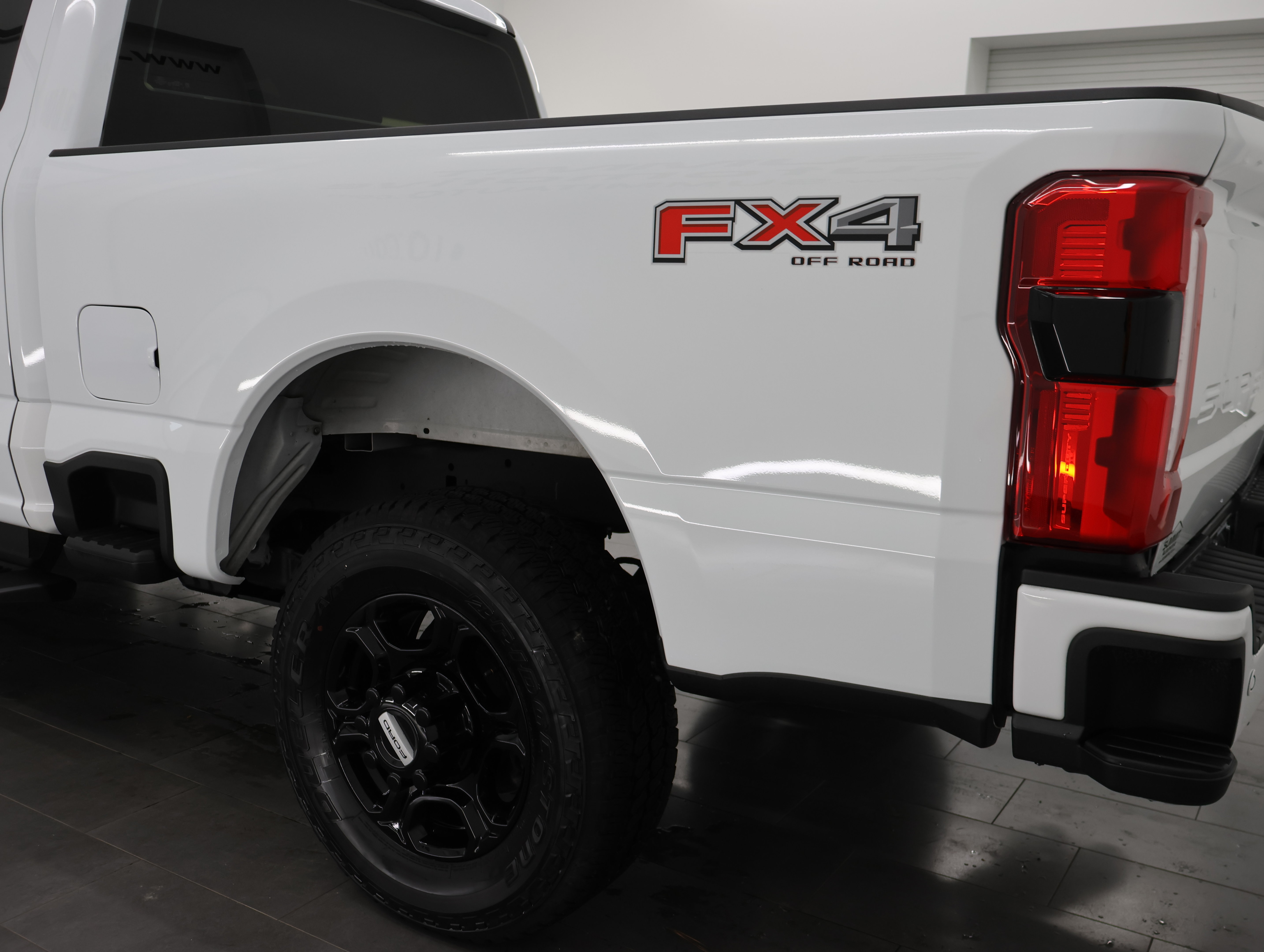 Used 2025 Ford F250 XL w/ STX Appearance Package AWD/4WD image 33
