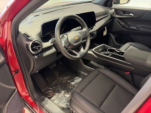 New 2026 Chevrolet Equinox LT w/ Convenience Package II image 7