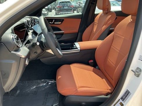 New 2025 Mercedes-Benz C 300 4MATIC Sedan image 14