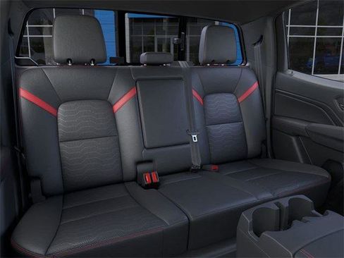 New 2025 Chevrolet Colorado Z71 w/ Technology Package image 29