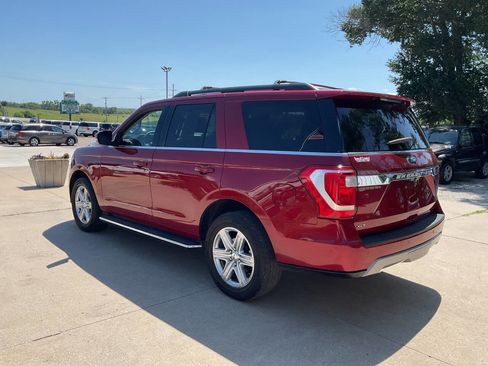 Used 2019 Ford Expedition XLT w/ Equipment Group 202A image 7