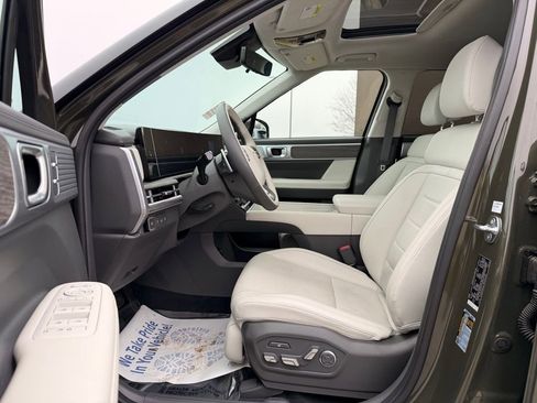 Used 2024 Hyundai Santa Fe Calligraphy image 10